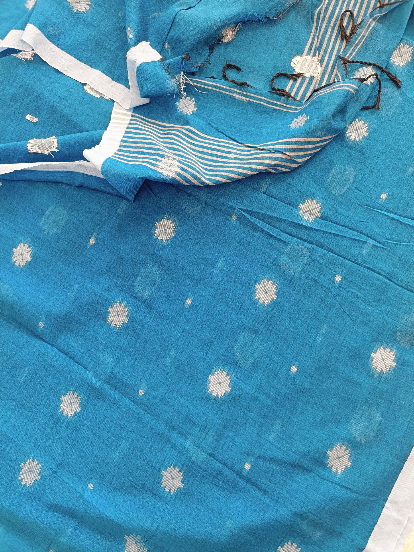 संव्या - Bengal Cotton Handwoven Sarees