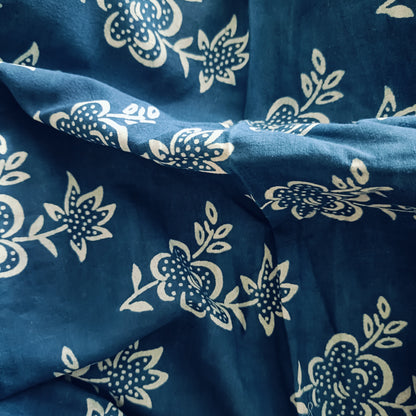 पार्वती - Premium Cotton Print Fabric - Fabric | Tags: Cotton Print