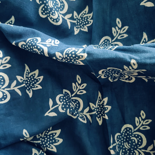 पार्वती - Premium Cotton Print Fabric - Fabric | Tags: Cotton Print