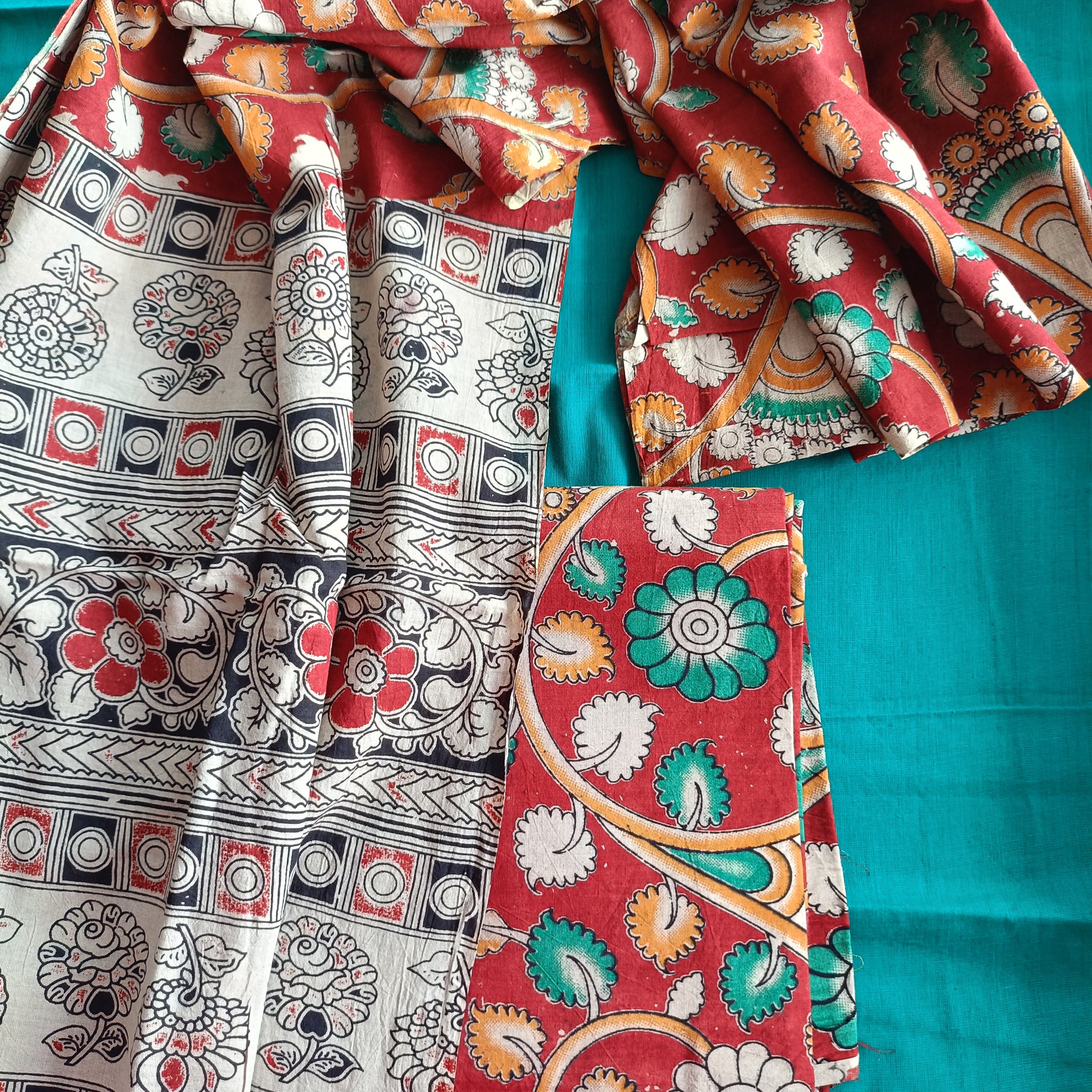 आरुणी - Kalamkari Pure Cotton Apparel - Unstitched Apparel | Tags: Kalamkari Cotton Apparel