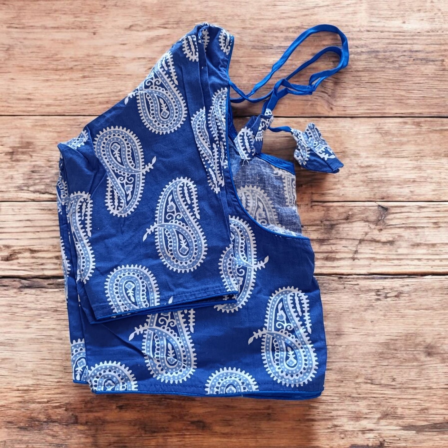 उर्वशी - Stitched Cotton Bagru Printed Blouse - Stitched Blouse | Tags: Bagru Glass Sleeves