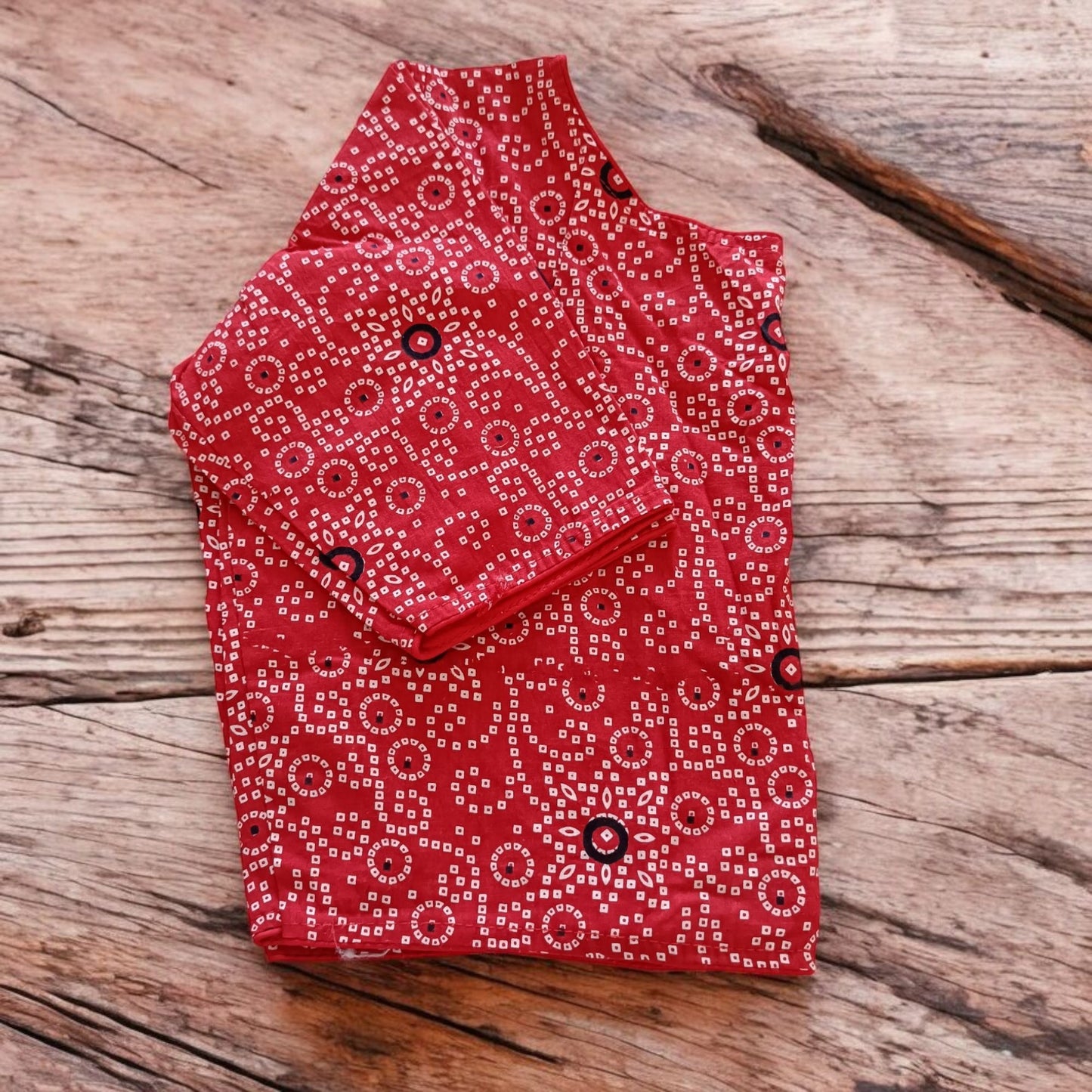 प्रभांशिका - Stitched Cotton Bagru Printed Blouse - Stitched Blouse | Tags: Bagru Glass Sleeves