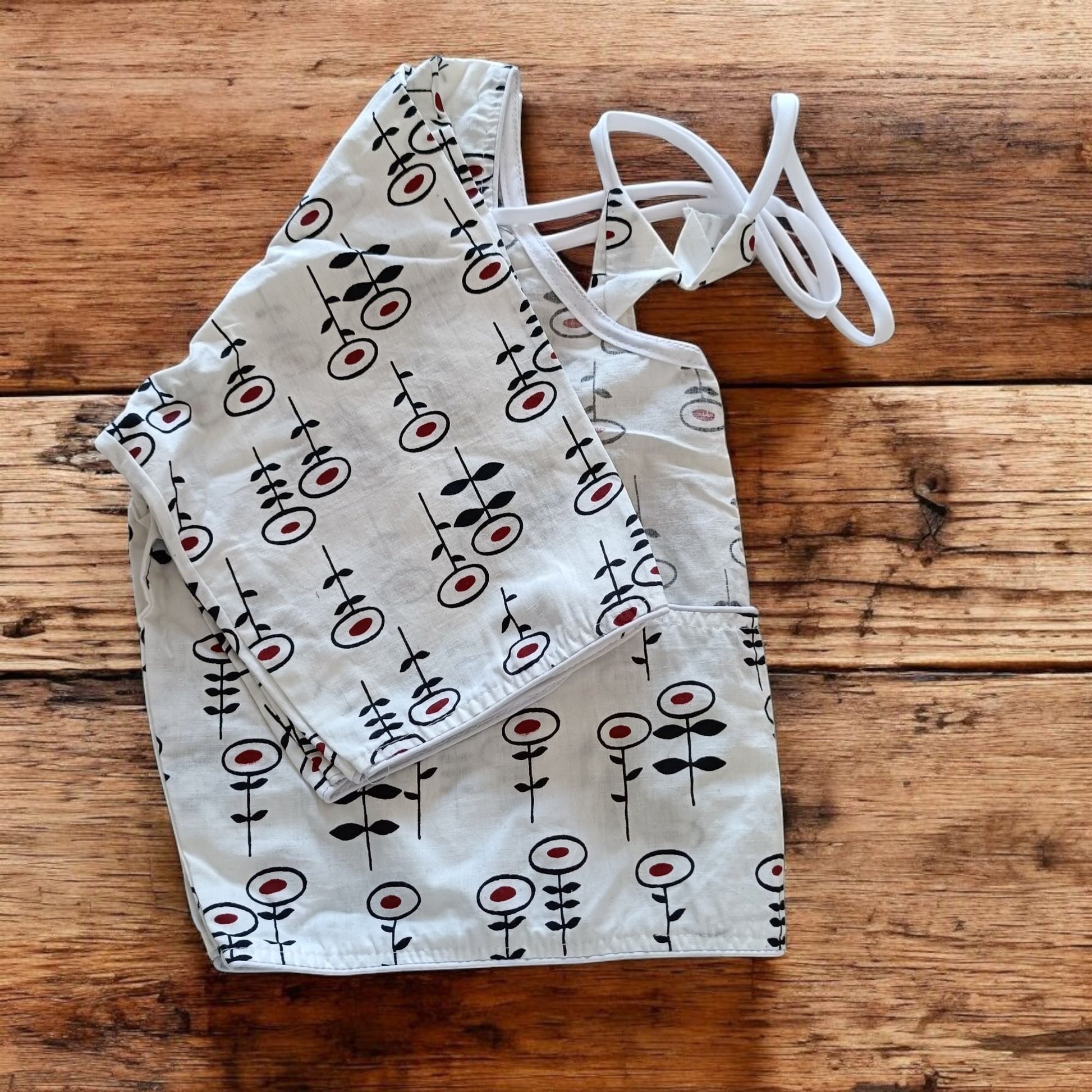 मालिनी - Stitched Cotton Bagru Printed Blouse - Stitched Blouse | Tags: Bagru Glass Sleeves